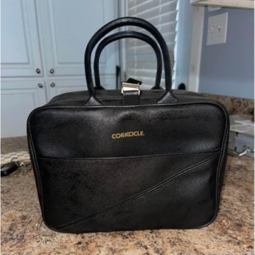 Corckicle lunch box